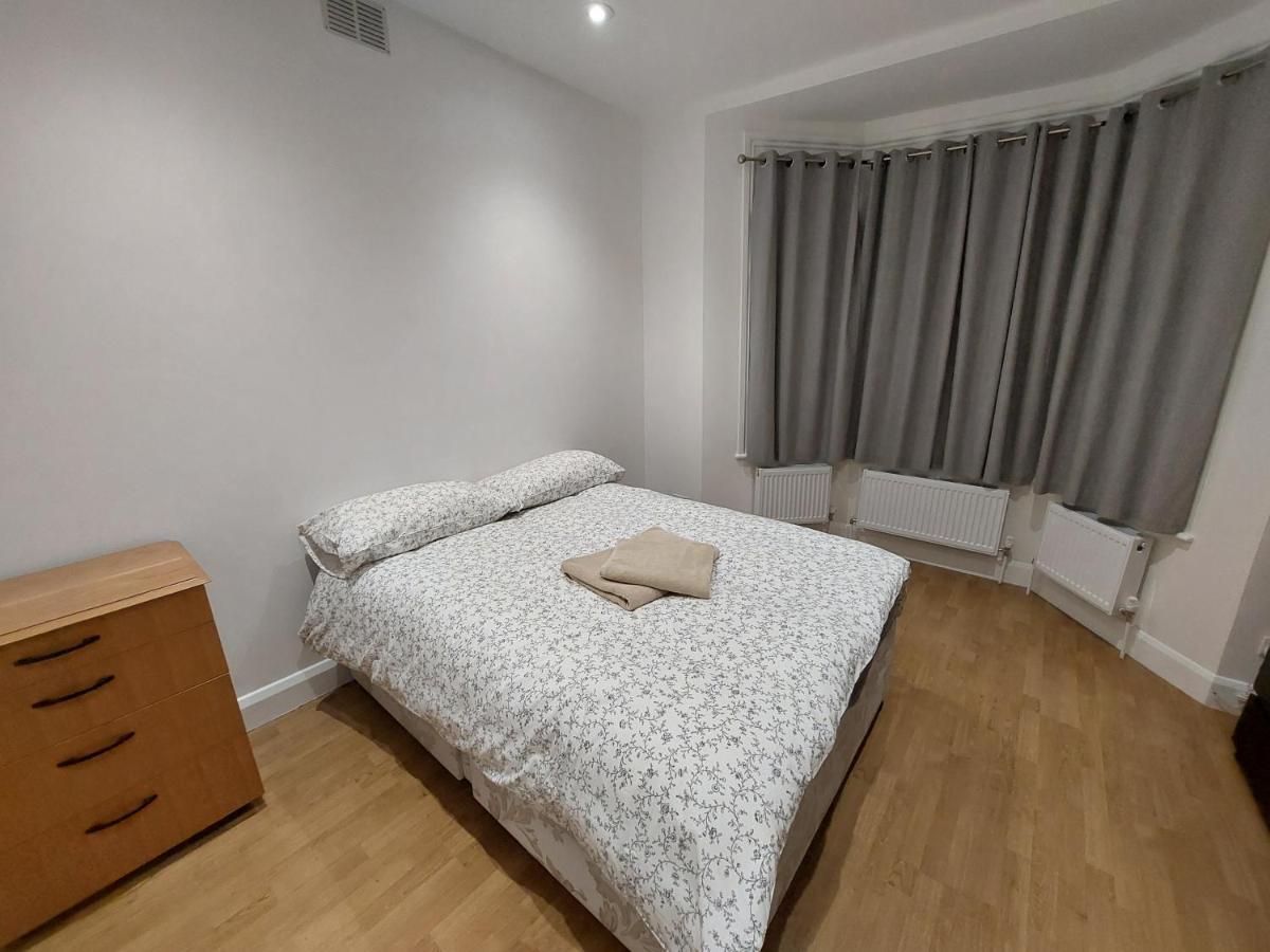 Cosy North Kensington Family Apartment For 4 Persons - Children Stay Free Londen Buitenkant foto