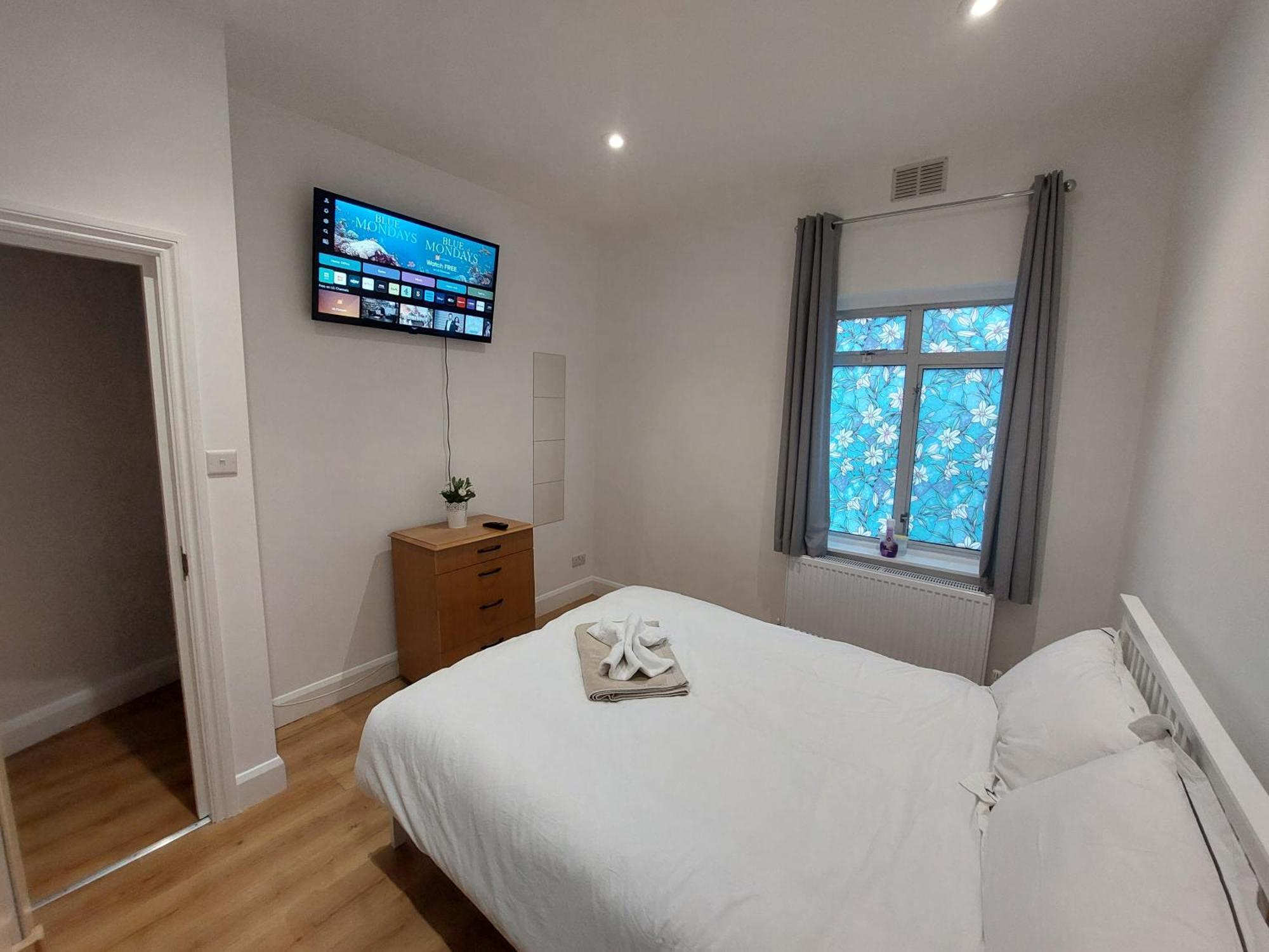 Cosy North Kensington Family Apartment For 4 Persons - Children Stay Free Londen Buitenkant foto